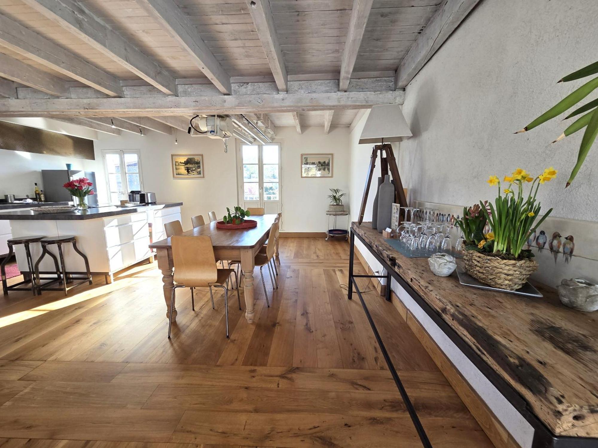 Quai 3 Loft Moderne Et Lumineux Les Pieds Dans L'Eau Apartamento Jarnac Exterior foto