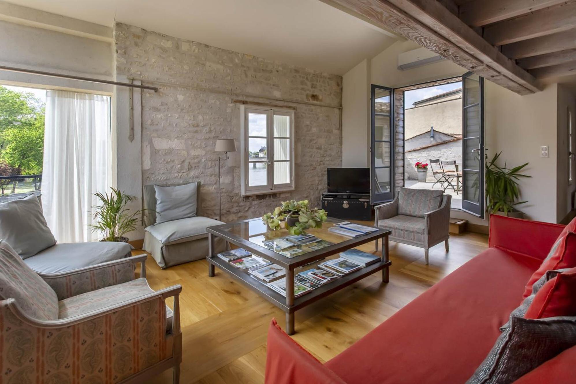 Quai 3 Loft Moderne Et Lumineux Les Pieds Dans L'Eau Apartamento Jarnac Exterior foto